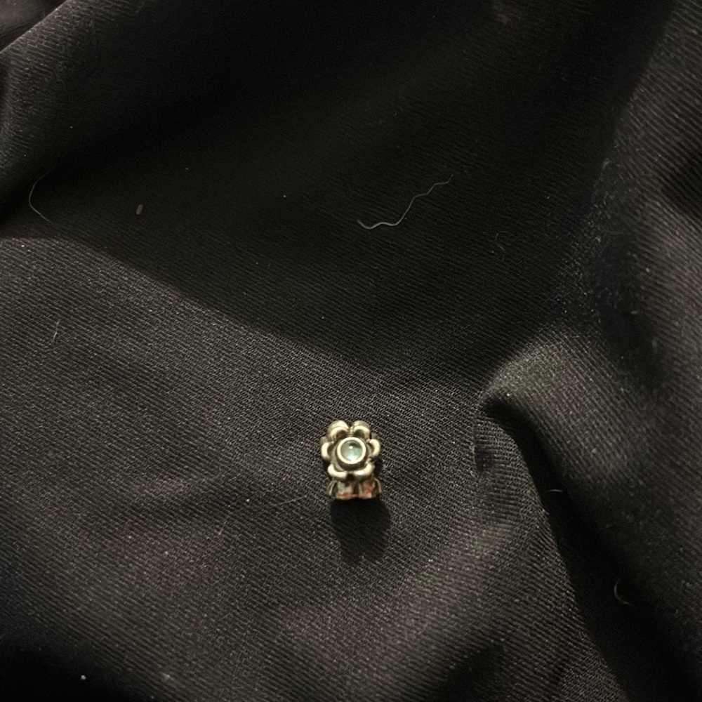Pandora aqua marine charm
